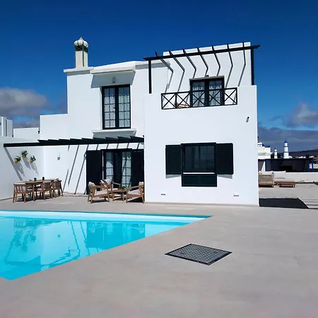 Volcan Villa Playa Blanca