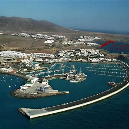 Volcan Villa Playa Blanca